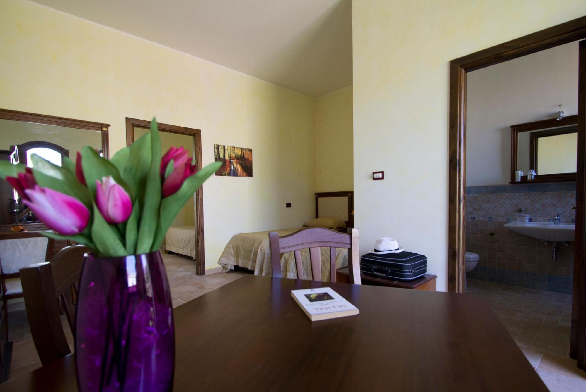 La Restuccia - Masseria Urban Lequile Экстерьер фото